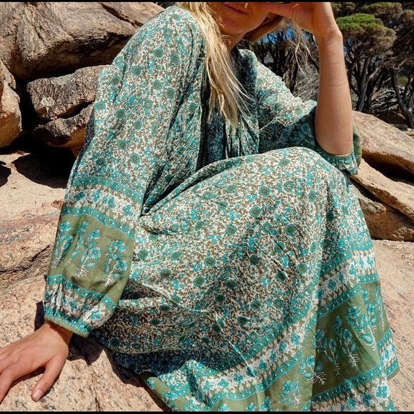 Luna Dress - Picture 1 of 5